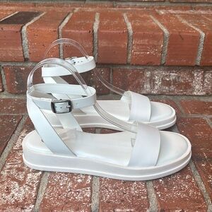 Gianni Bini GB Day Light Leather Ankle Strap Sandals in White Size 7.5